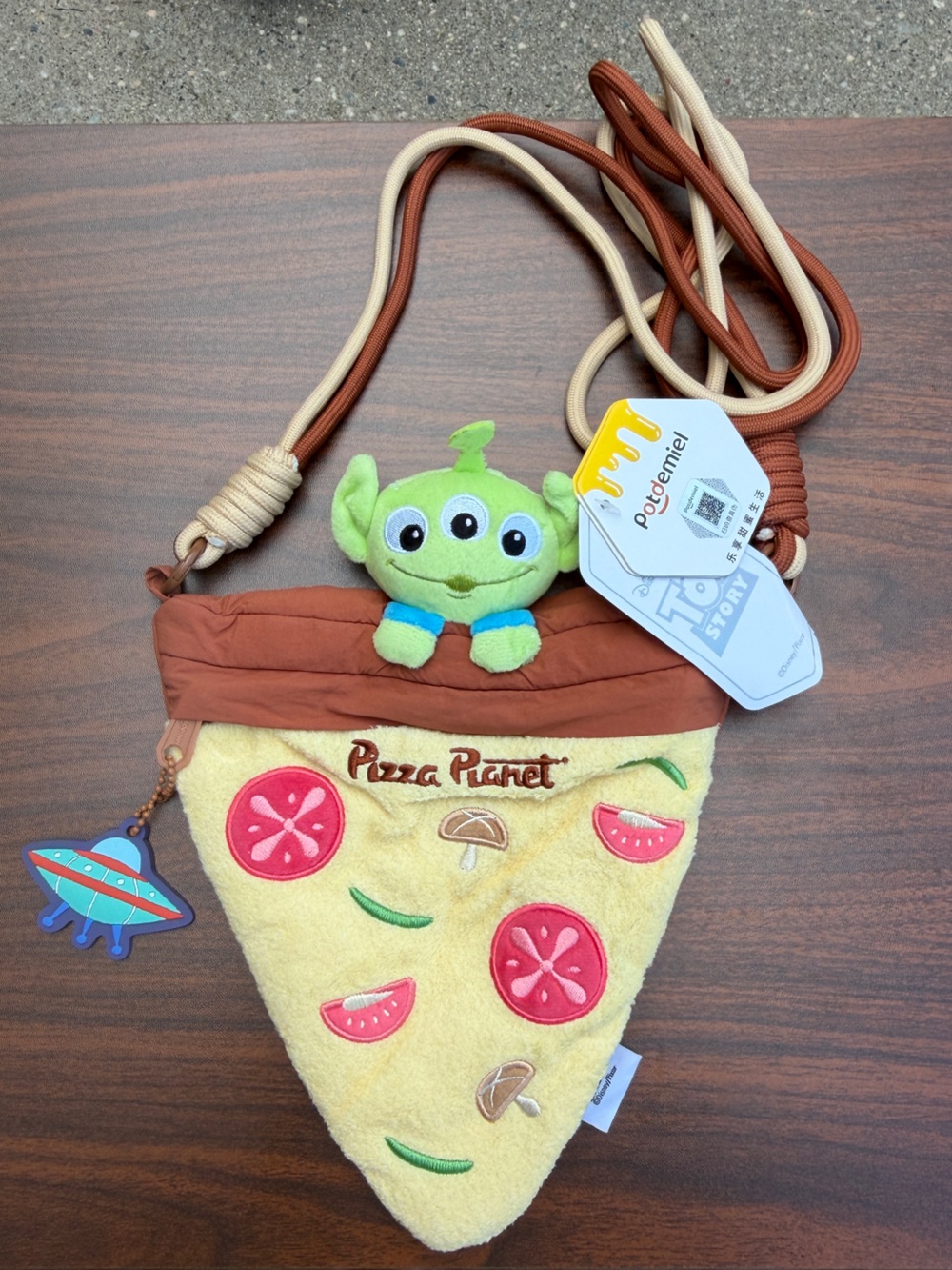 Brand new with tags Disney Pixar Toy Story Alien Pizza Crossbody Bag x Potdemiel